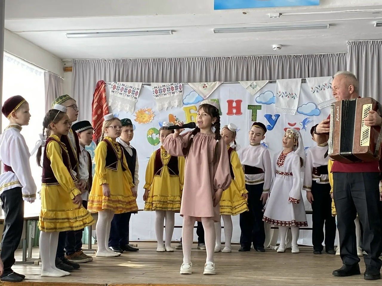 Сабантуй?!. Март аенда?!.