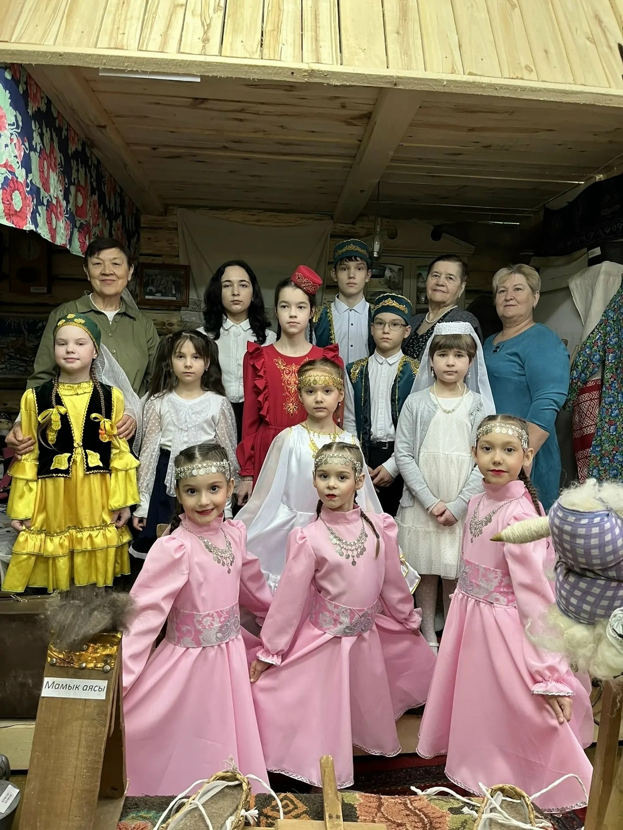 Яз ул матур бәйрәмнәр белән дә