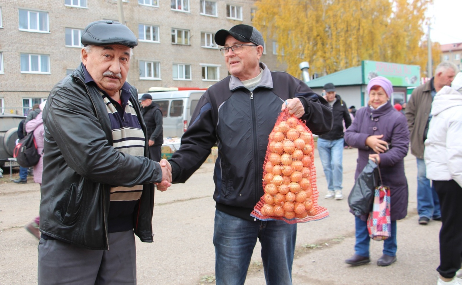 Гөрләп торды бәйрәм ярминкәсе!