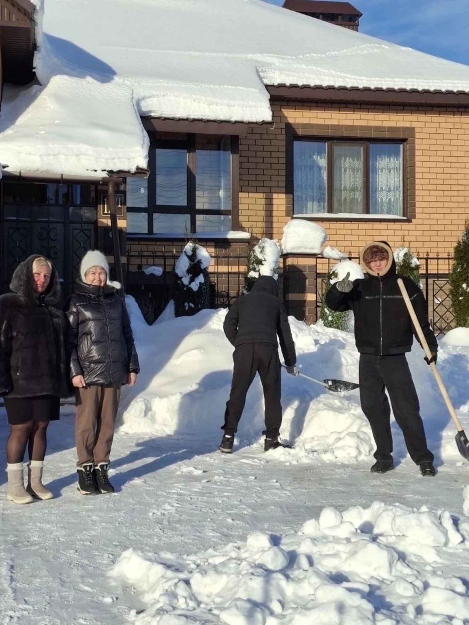 Студентлар ярдәмгә килделәр