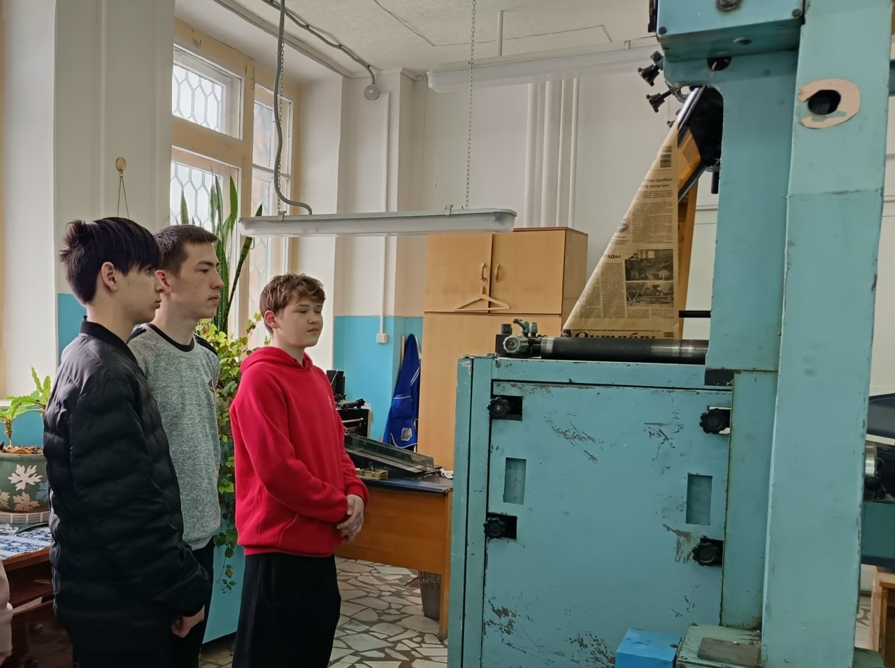 Матбугат дөньясы белән таныштыру