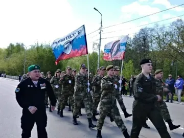 Хәрби-патриотик берләшмәләр вәкилләре парады