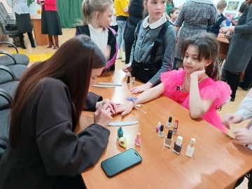 Әкият кайда яши