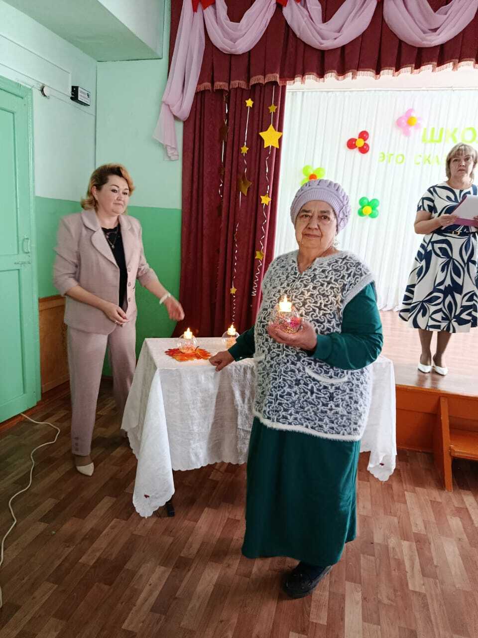 Мәтәүбашта Мәктәп бәйрәме