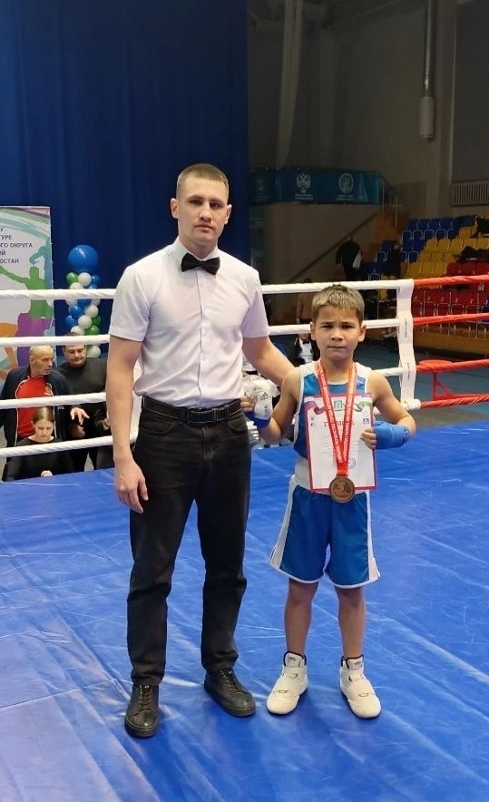 Кечкенә боксчылар – зур җиңүләр