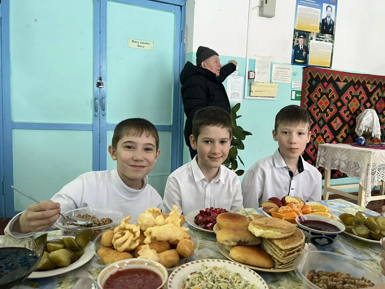 Яз ул матур бәйрәмнәр белән дә