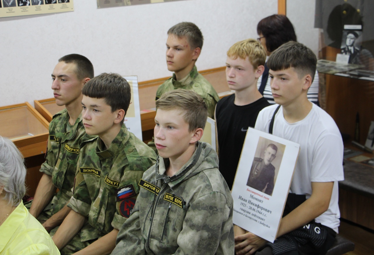 Батырлар турында хәтер тере