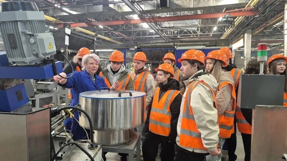 Булачак металлурглар "БелЗАН" АҖ җитештерү цехларында булдылар