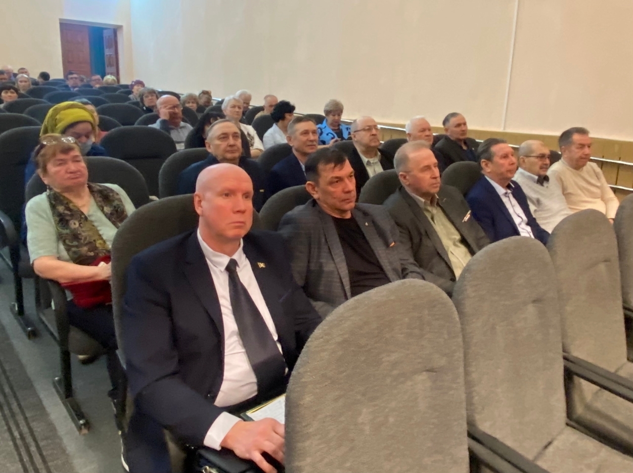 Ветераннар яшьләргә үрнәк күрсәтә