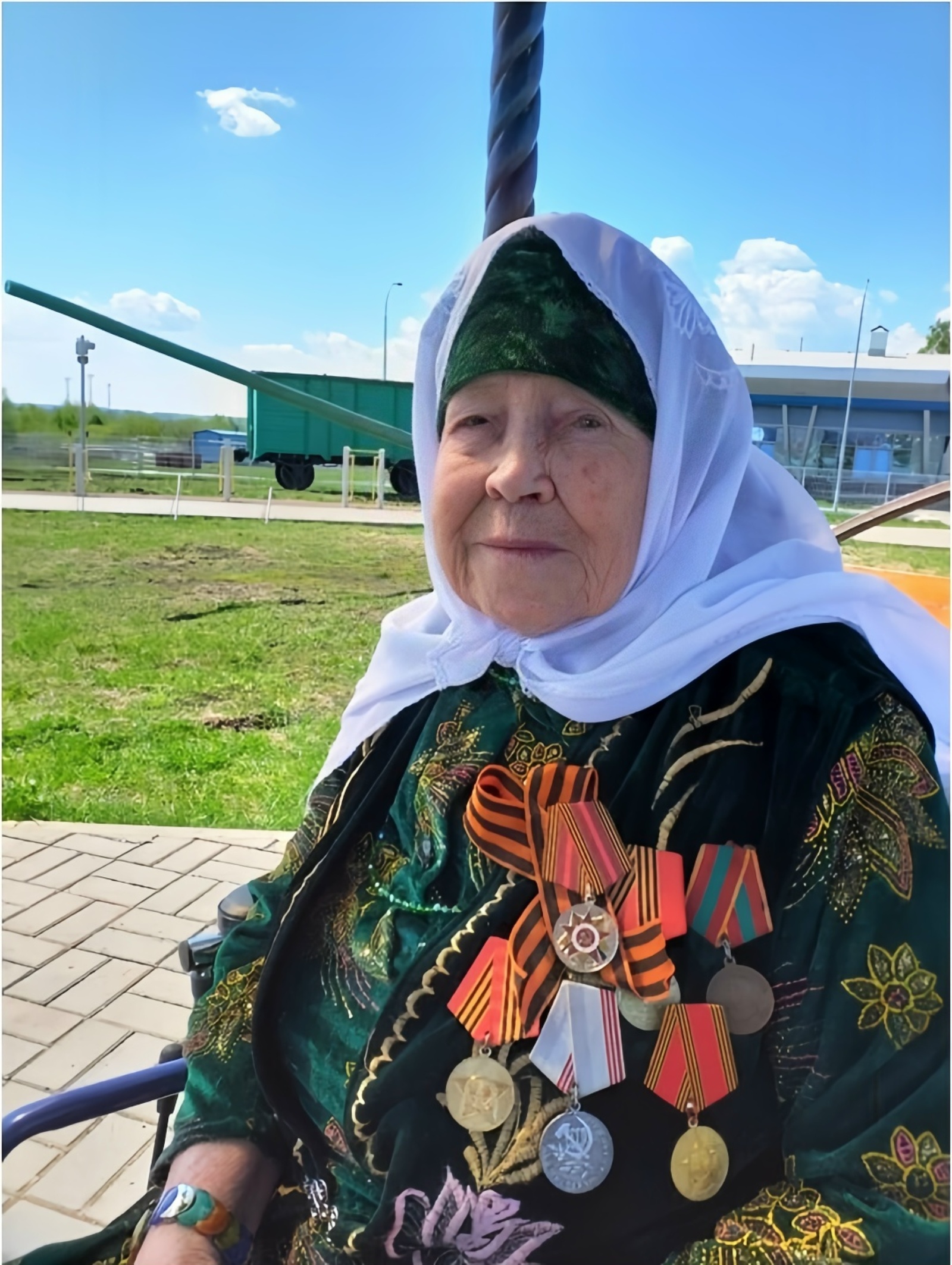 Авыр, әмма бәхетле тормыш