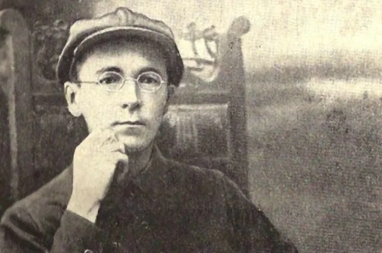 Милләтне "Галиябанулы " иткән драматург