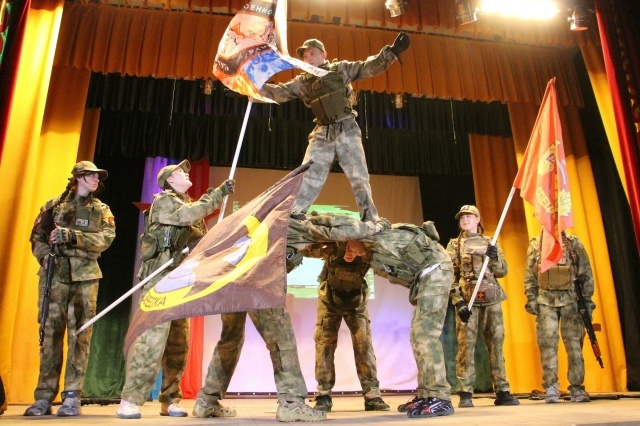 Бәләбәйдә хезмәткә чакырылучыларны озаталар