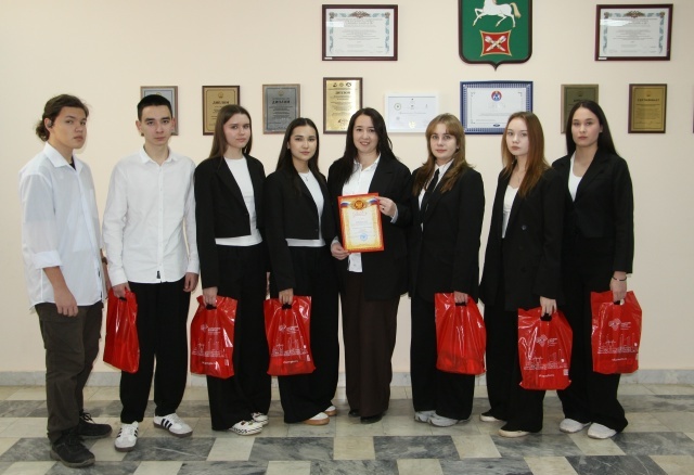 Эшмәкәрләрнең яңа буыны үсә