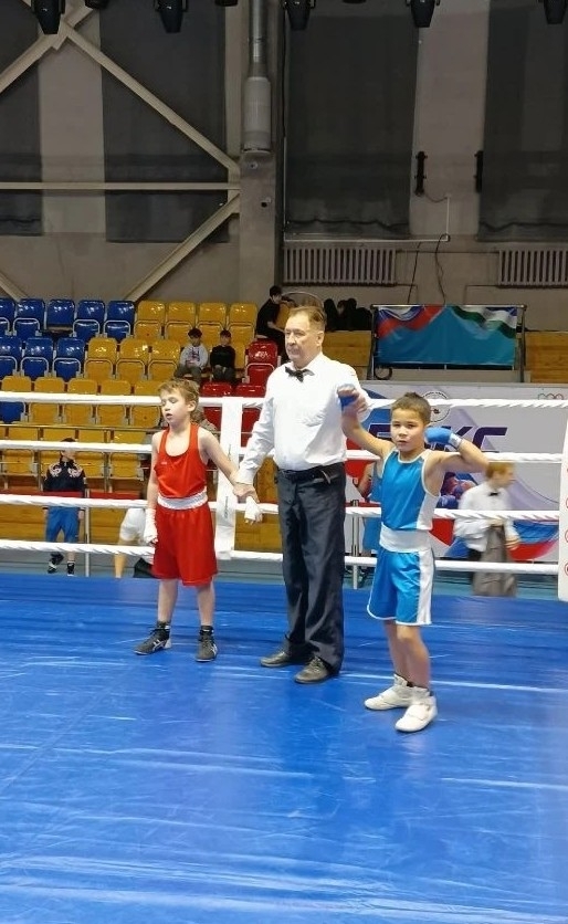 Кечкенә боксчылар – зур җиңүләр