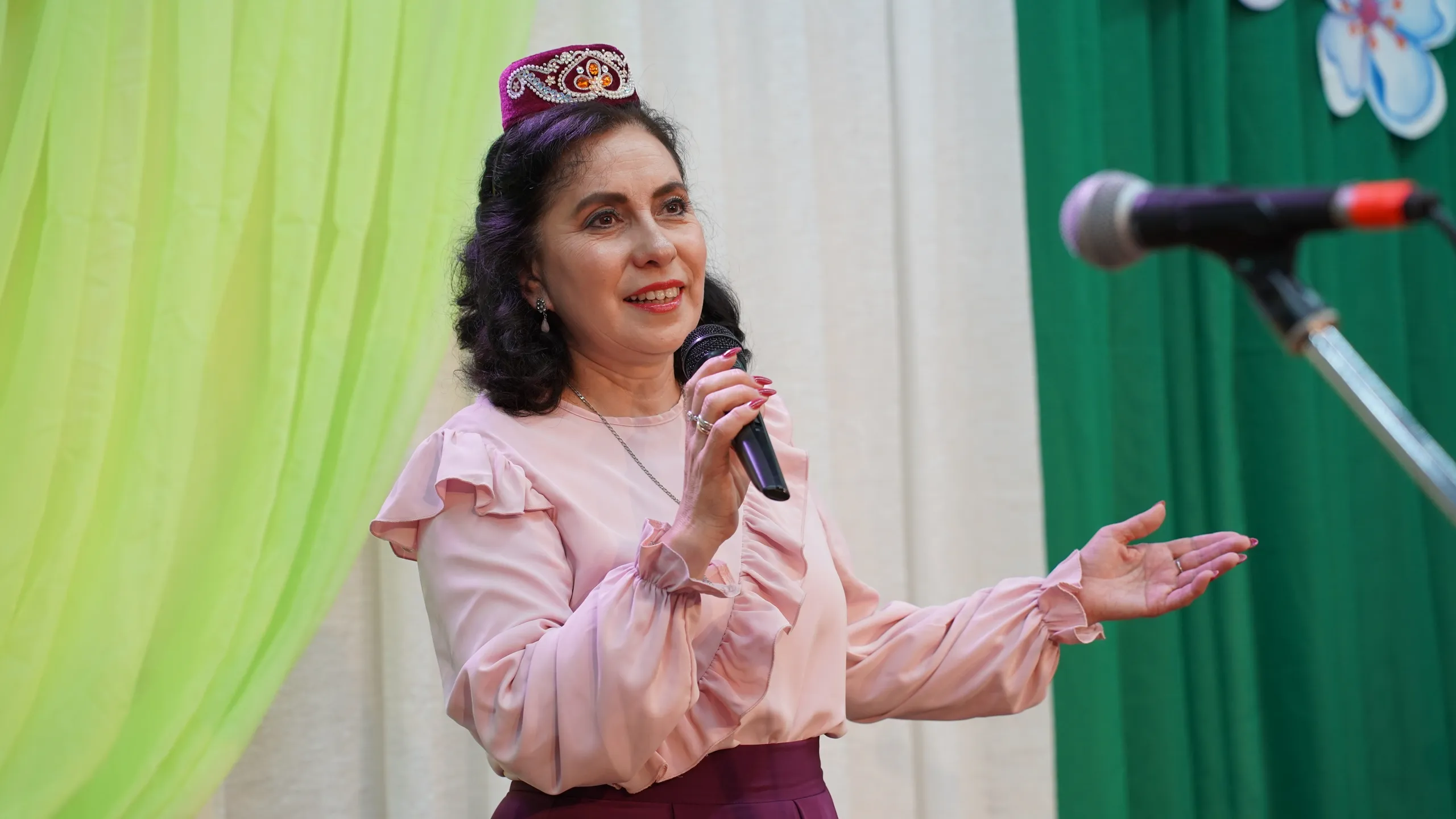 Мәдәният  «Авыл киче» үзенең сәләтле шәхесен тәбрикләде