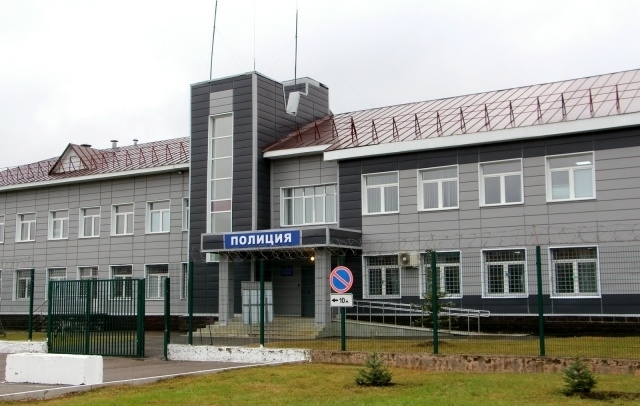 Бәләбәйдә 260 мең сумлык ювелир кибетен талаганнар