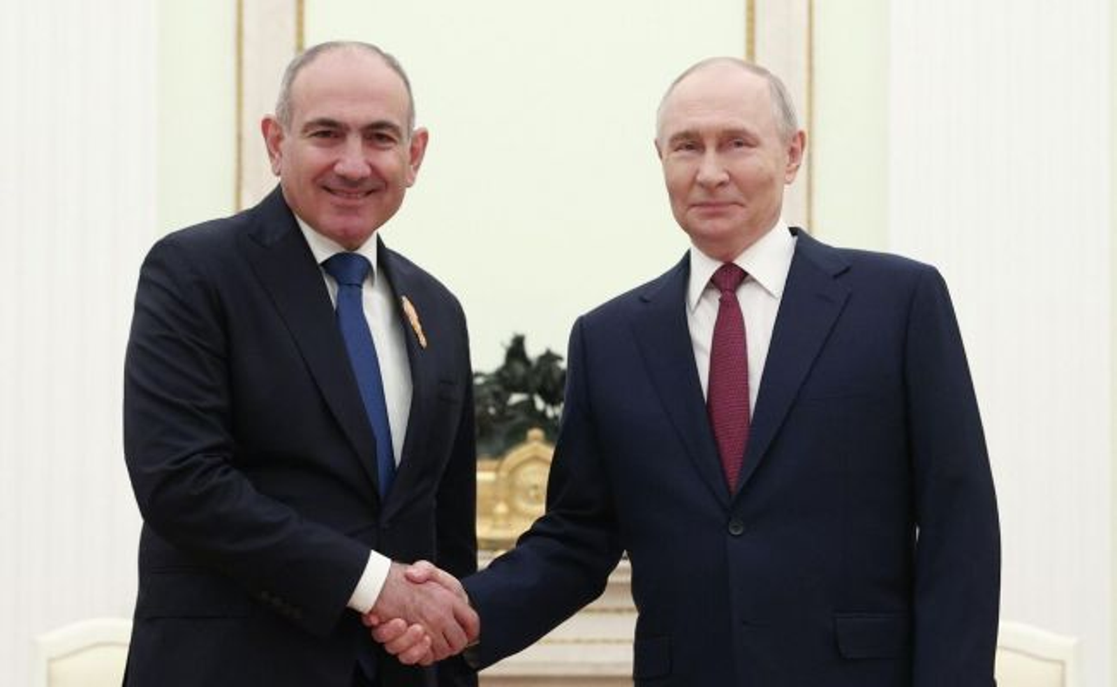 Пророссийских политиков на выборы надо бы пустить