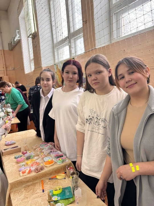 Язны традицион ярминкә күңел ачуларыннан башладык