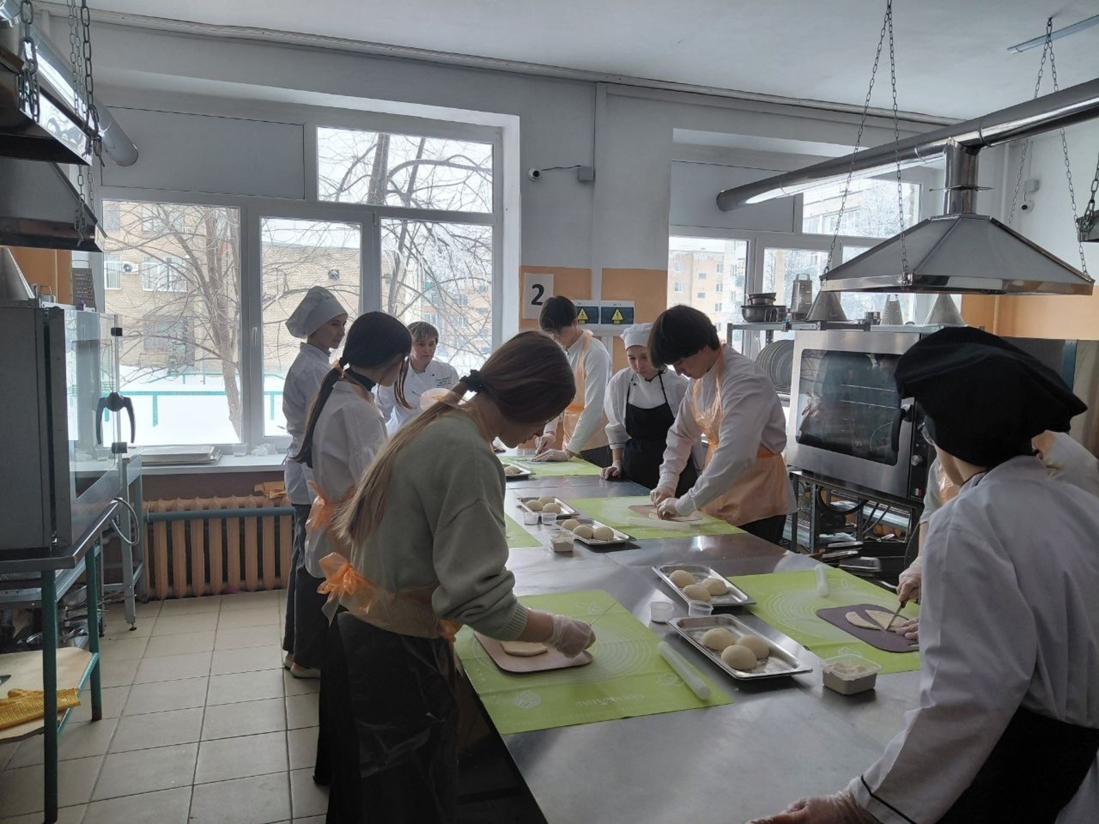 Мәктәп укучылары өчен һөнәри пробалар узды