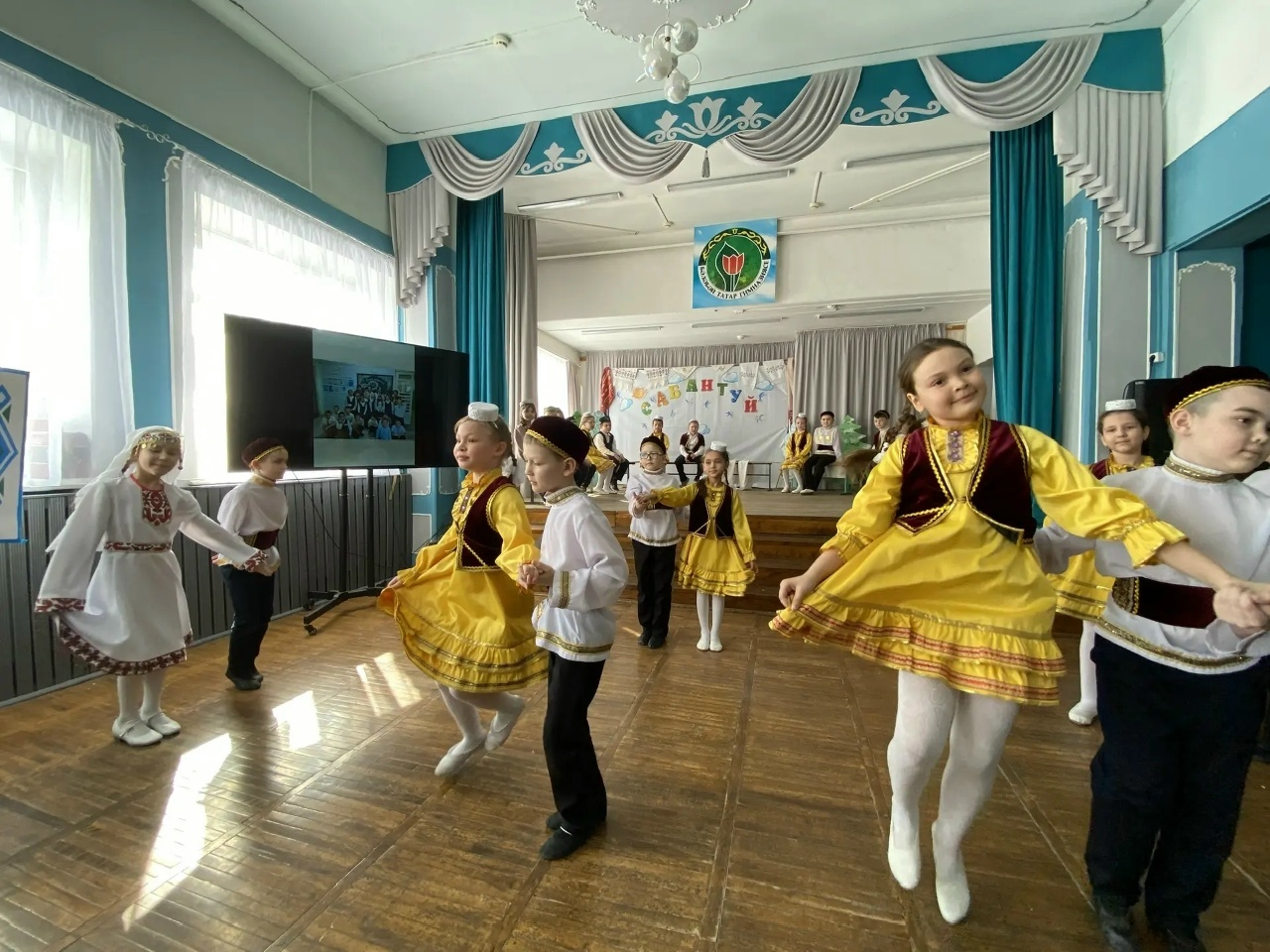 Сабантуй?!. Март аенда?!.