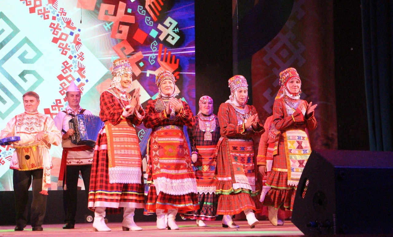 Чәчәк ат, туган җирем!