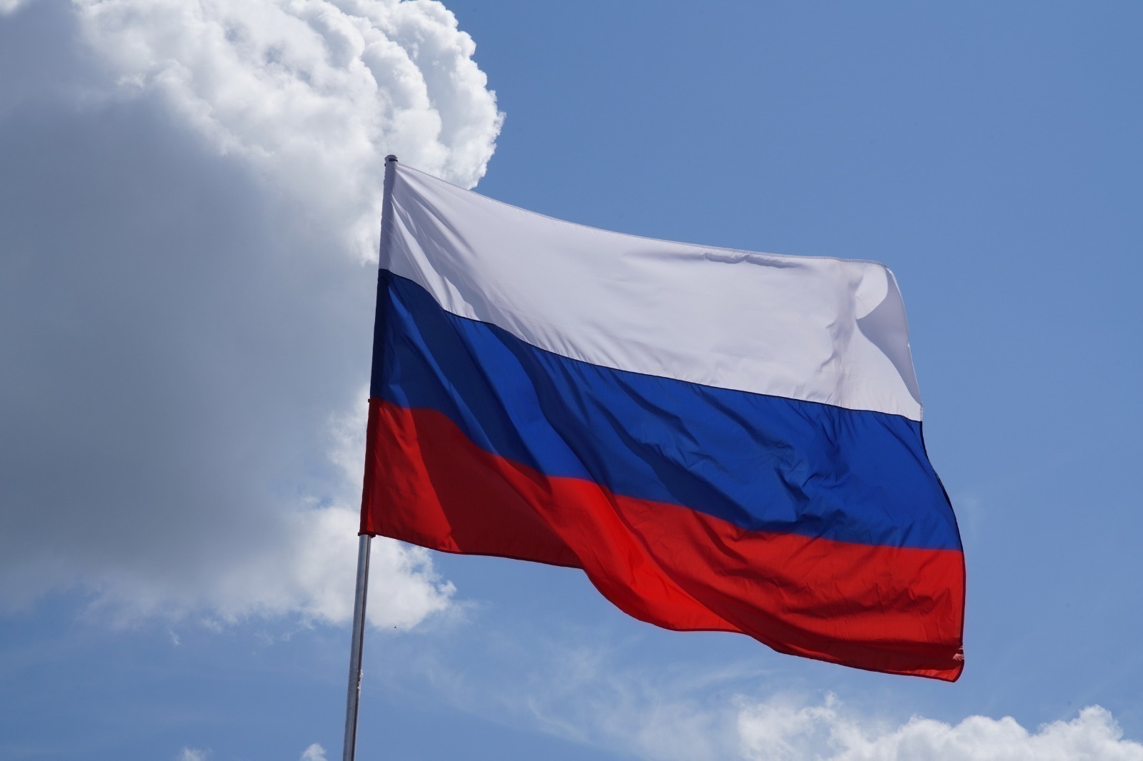 Владимир Путин Русиядә яңа хәрби бәйрәм кертте