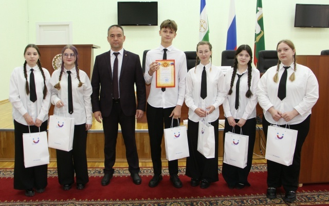 Эшмәкәрләрнең яңа буыны үсә