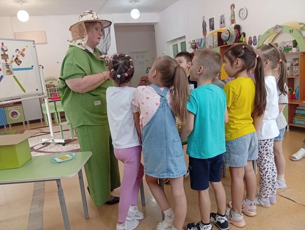 Районның иң яхшы тәрбиячесе исеме өчен көрәш дәвам итә