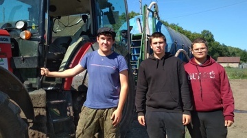 Кадрлар барысын да хәл итә!