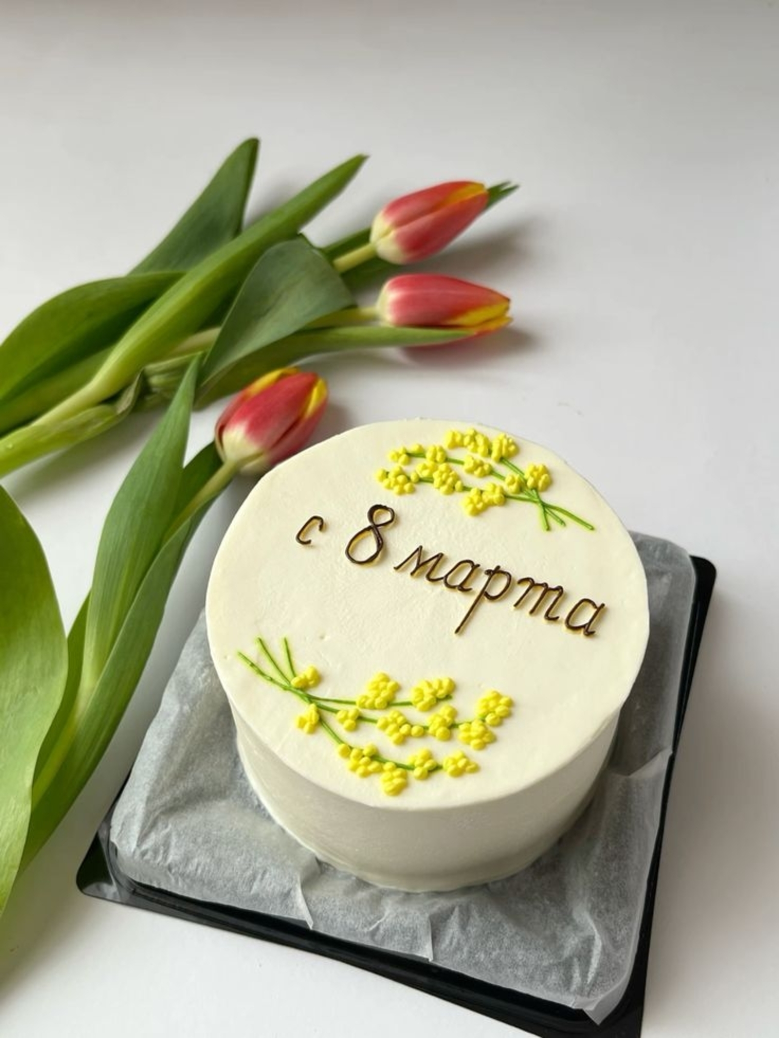 Ятьмә үрүчеләрне котладылар һәм рәхмәт белдерделәр