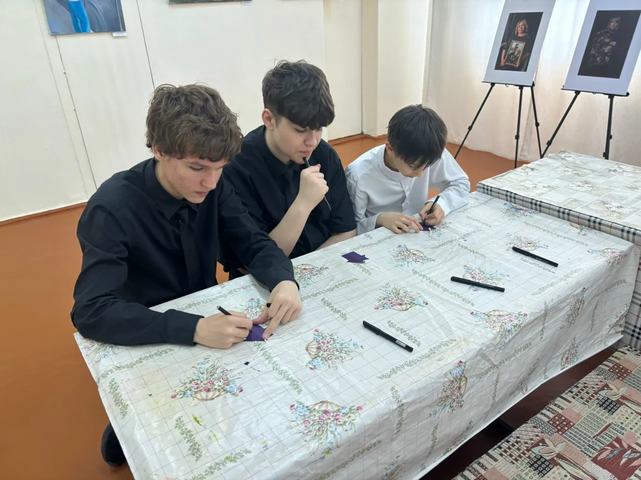 Иң ихлас теләкләрен кушып