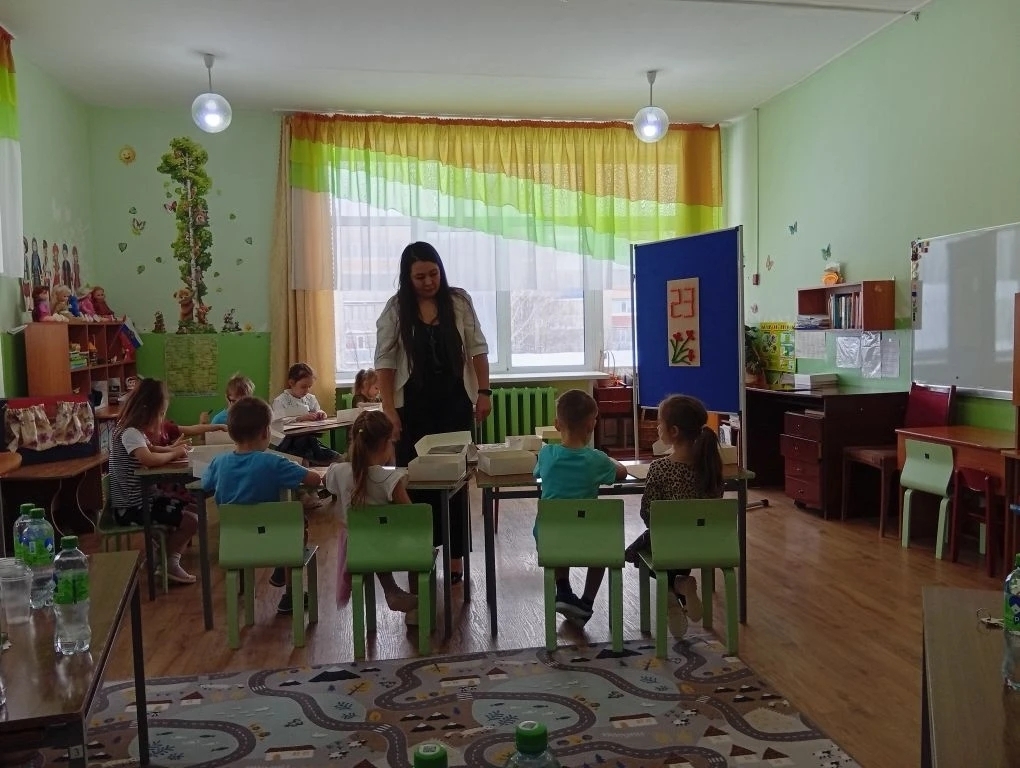 Районның иң яхшы тәрбиячесе исеме өчен көрәш дәвам итә