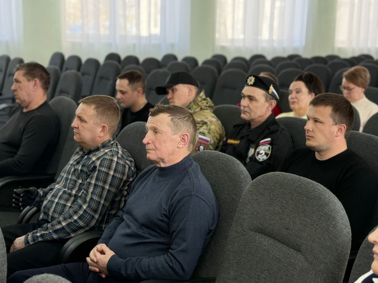 Җәмгыятьнең бер өлеше булсыннар өчен