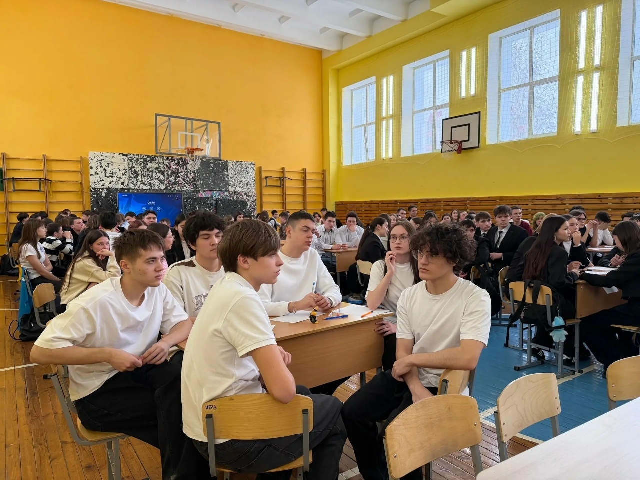 Призерлар пьедесталында