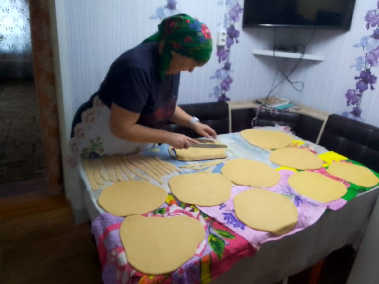 Үзебезнекеләр өчен маскировка эшләнмәләре һәм чәк-чәк