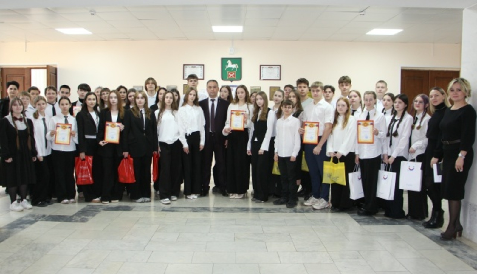 Эшмәкәрләрнең яңа буыны үсә