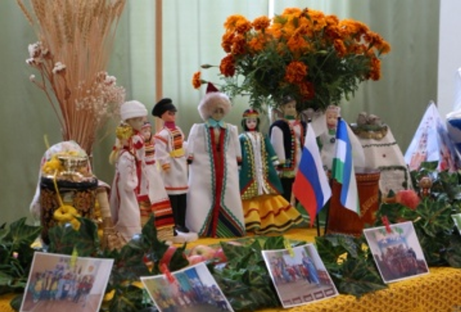 Поселок көне "Аксаковнефть" нефть-газ табу идарәлеге юбилее белән туры килде