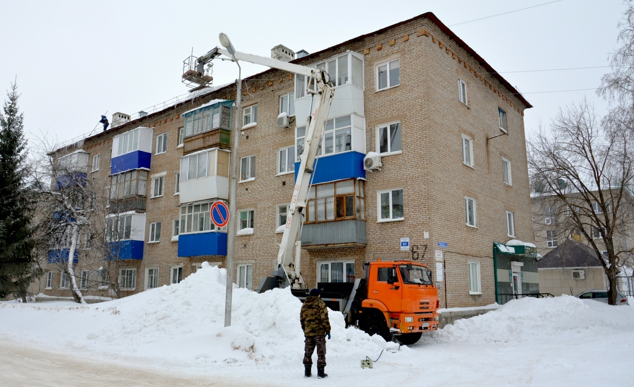 Бәйрәмдә дә эшлиләр