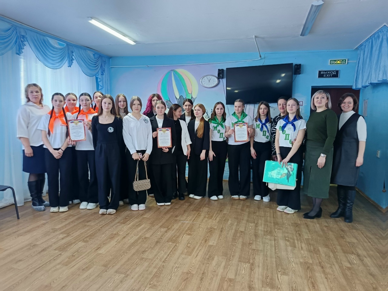 Яшьләр социаль проблемаларны хәл итү юлларын эзли