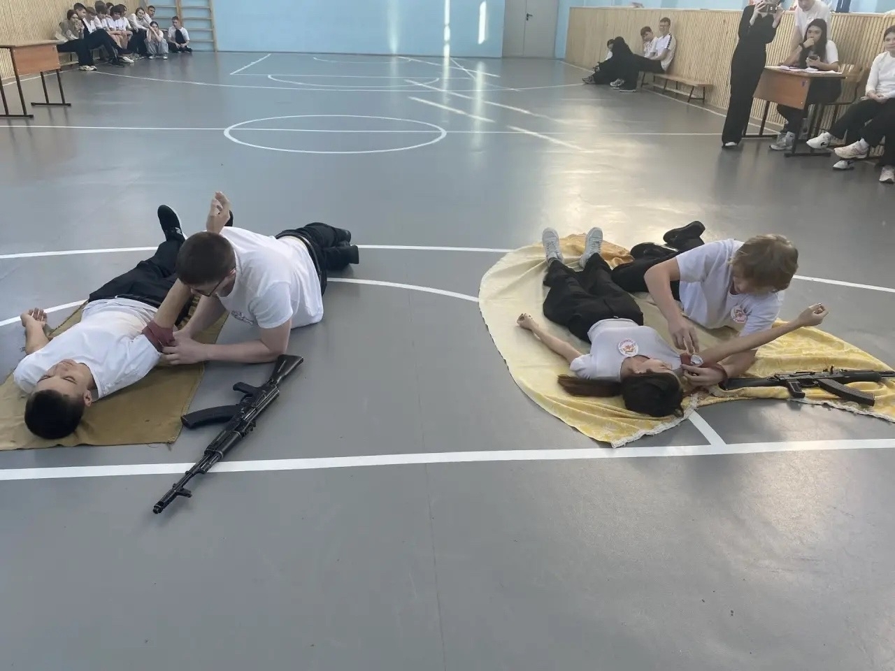 Бәләбәйдә бәйрәм алды хәрби-патриотик уеннары узды