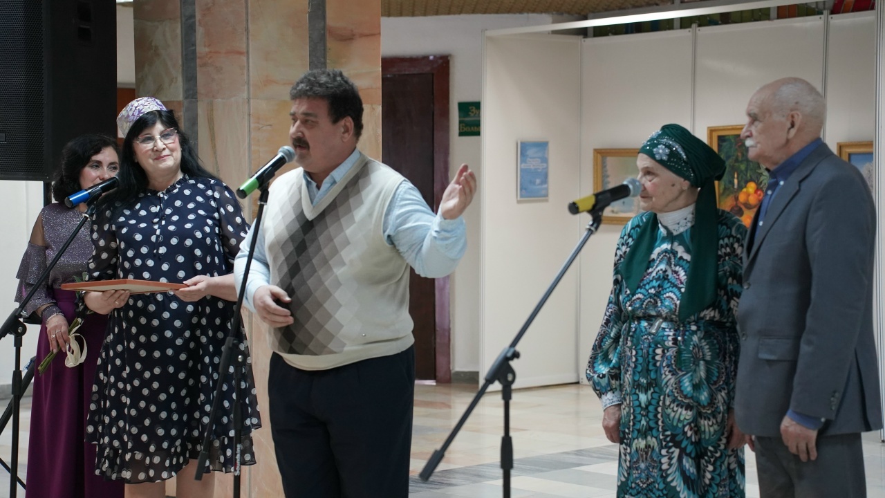 Татар җыр һәм бию мирасын  саклаучы пар