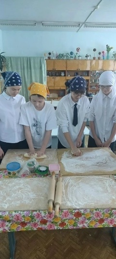 Башкортстан мәктәпләрендә "Минем милли ризыгым" флешмобы старт алды