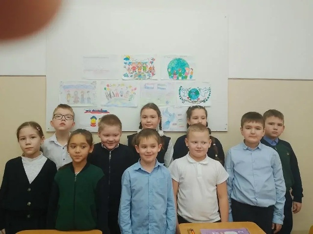 Туган телгә хөрмәт күрсәтеп