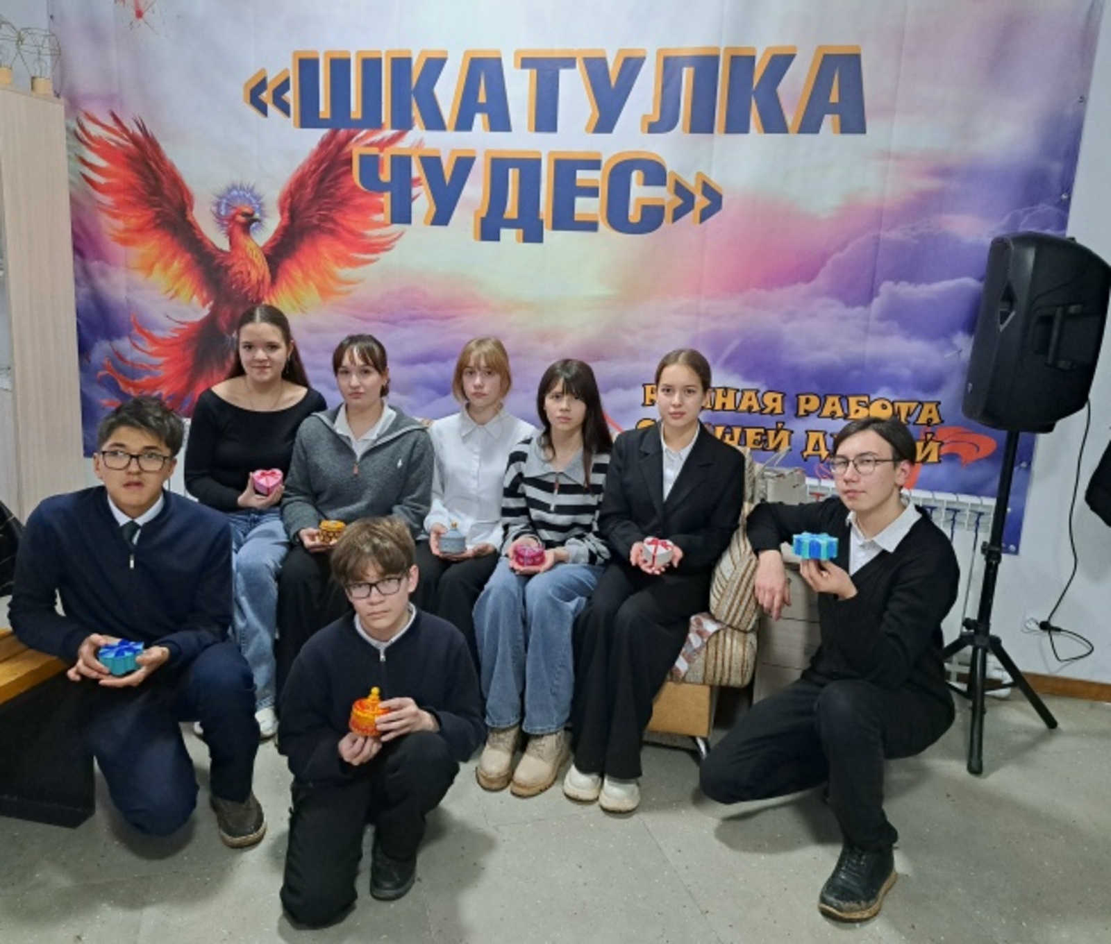 Әниләргә бүләк –  үз куллары белән